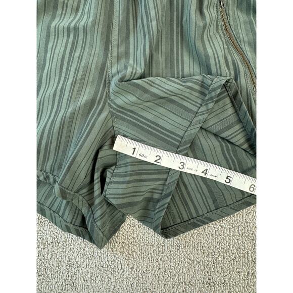 Athleta Sway Shorts Striped Athleisure Outdoors Casual Olive Green Size Small - Picture 7 of 7